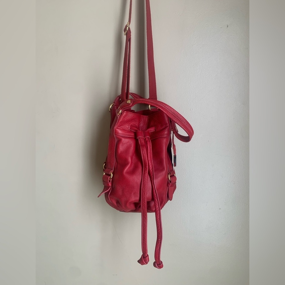 The Sak Kedsie Crossbody Bucket Bag Women Red Leather Purse Drawstring Snap NWT